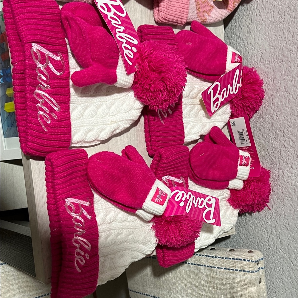 Barbie Fuchsia and White Kids Hat and Mittens Set